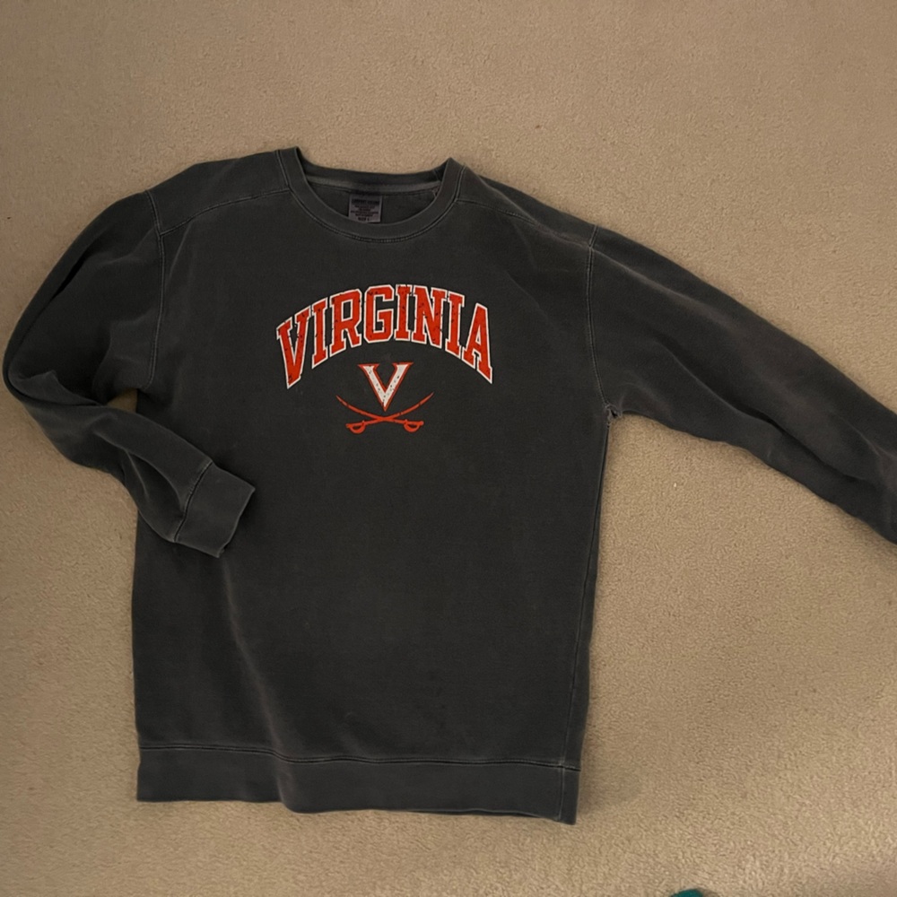 Comfort colors UVA crewneck